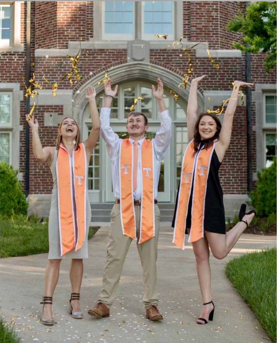 🎉 Love this photo of our MS graduates Hannah Williams, Hence Duncan, and Leann Hopper! Congratulations! You guys are awesome! 🧡🎓