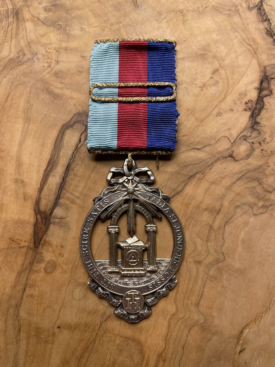 Masonic Jewels tweet media