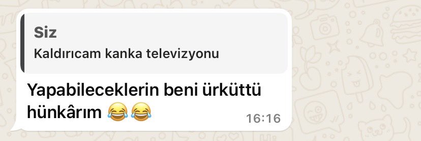 EbruAltnn's tweet photo. 2.5 yaşındaki oğlum için aldığım tv kararı ve @yadis_57 yorumu 😂😂 https://t.co/22sQz6CEb1