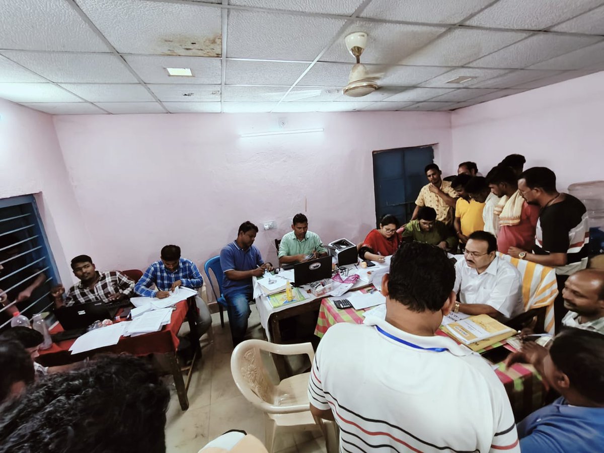 digal_anjan's tweet photo. It was an overwhelming experience for being  a part of BIGGEST FESTIVAL #SGE2024 OF THE LARGEST DEMOCRACY of the world. most importantly exercised my franchise to safeguard democracy 🙏 #dutyandpoll
#election
#generalelection https://t.co/MEG93162mi