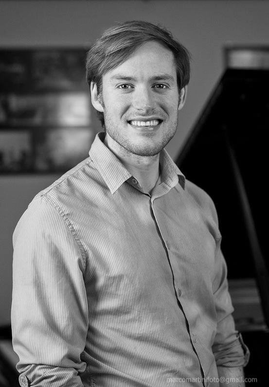 TOMORROW NIGHT the fabulous <a href="/singingshoes/">Tasha Sheridan</a> will be hosting, joined by Alex Oliver Cawley, who will be making his Show Off! debut.   We would love to see you there.