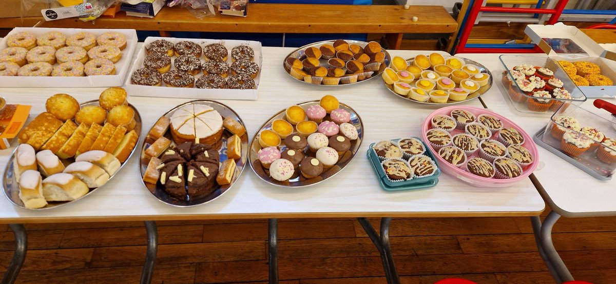 HighfieldBolton's tweet image. Thank you to everyone came to our Let&apos;s Make Every Cuppa Count morning,  donated cakes and bought cakes after school for Guide Dogs, you are amazing. £150 raised 👏 👏👏
#guidedogsfortheblind #helpingothers