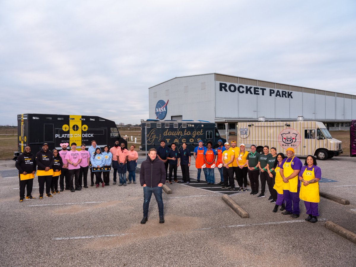 Food Network (@foodnetwork) on Twitter photo Let's. Get. Rolling. 🚚 A new season of #GreatFoodTruckRace hosted by <a href="/TylerFlorence/">Tyler Florence</a> starts Sunday, June 30 @ 8|7c! 🔥 Let's. Get. Rolling. 🚚 A new season of #GreatFoodTruckRace hosted by <a href="/TylerFlorence/">Tyler Florence</a> starts Sunday, June 30 @ 8|7c! 🔥