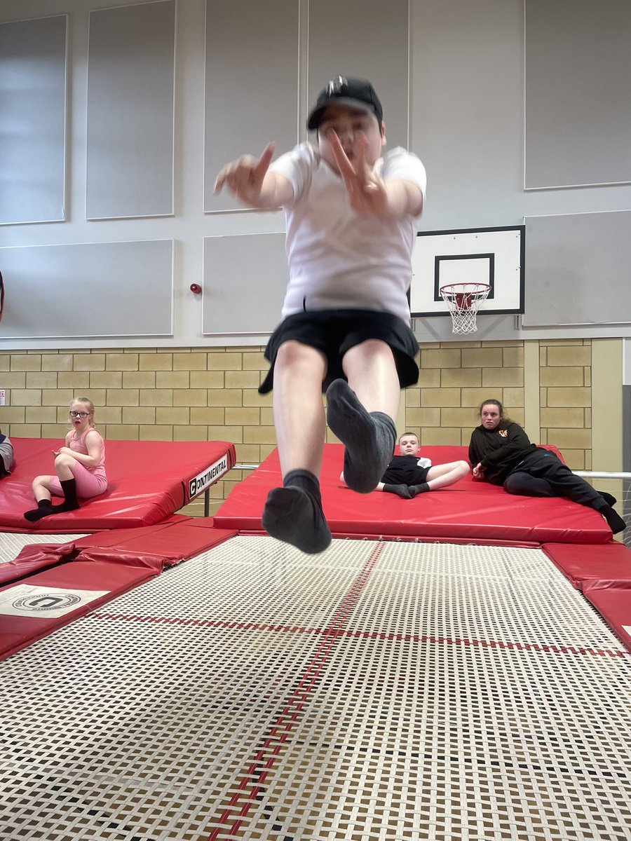 We worked really hard today to improve the height of our jump and then develop the height of our jump into a seat drop. A lot of nervous young people trying this skill, but a huge amount of success achieved by those that gave it a go 👏🏻👏🏻👏🏻! #LearningWithoutLimits #ASNFalkirk