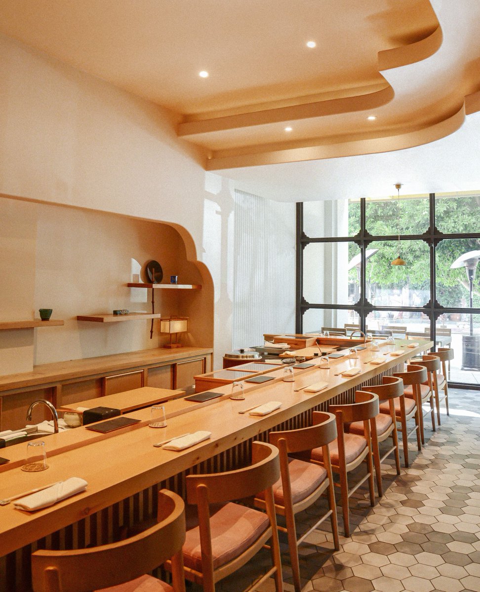 sushitamala's tweet photo. Celebrate new experiences at our sushi counter. ⁠
⁠
Omakase seating is available through @Resy⁠
⁠
⌙⁠
#SushiTamaLA #ShowaHospitality https://t.co/WNFq2Blgy9