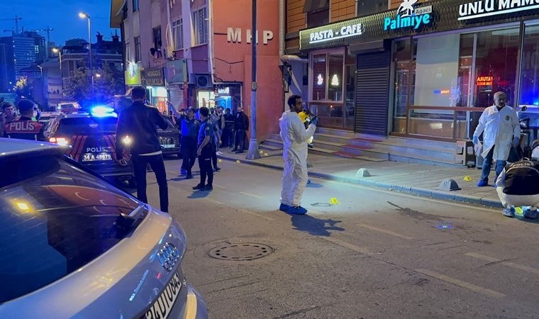 İstanbul'da pastaneye silahlı saldırı: 3 kişi öldü, 5 kişi yaralandı! Valilikten açıklama geldi cumhuriyet.com.tr/turkiye/son-da…