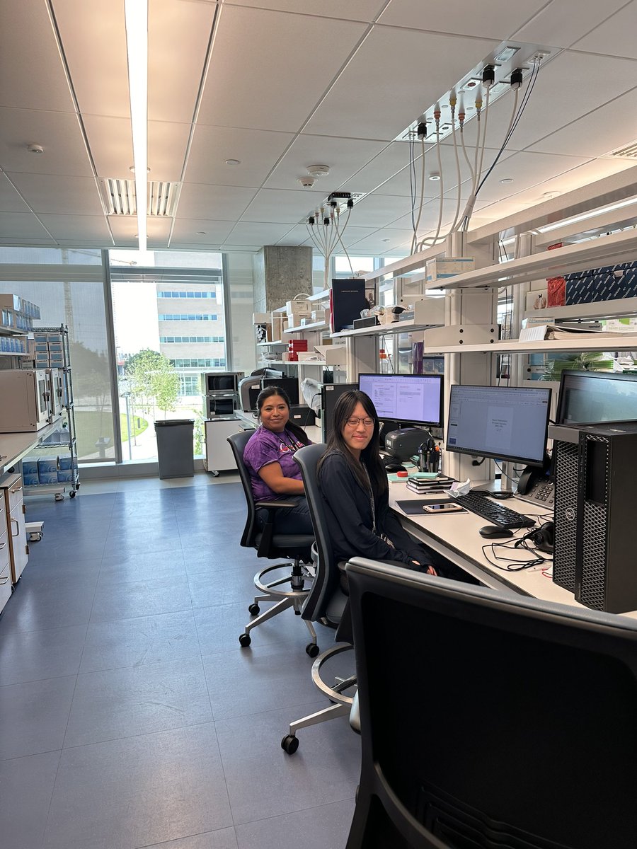 The James P. Allison Institute’s Immunotherapy Platform is again up and running in the tmc3 collaborative building. The IMT performs and array of immune monitoring assays on patient tissues in collaboration with MD Anderson researchers and alliance partners.