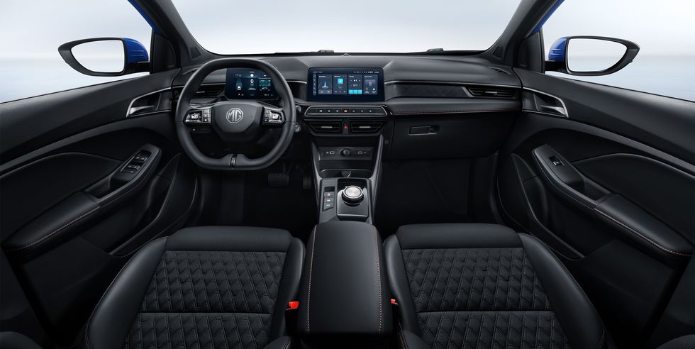 autodinamicomx's tweet image. Así es, @MGMotorMx ha presentado en nuestro país al #MG3, que podrá contar con motorización a gasolina o con tecnología híbrida... 🚙🛞👀

PRECIOS Y VERSIONES aquí, haz click: autodinamico.mx/entradas/el-mg…