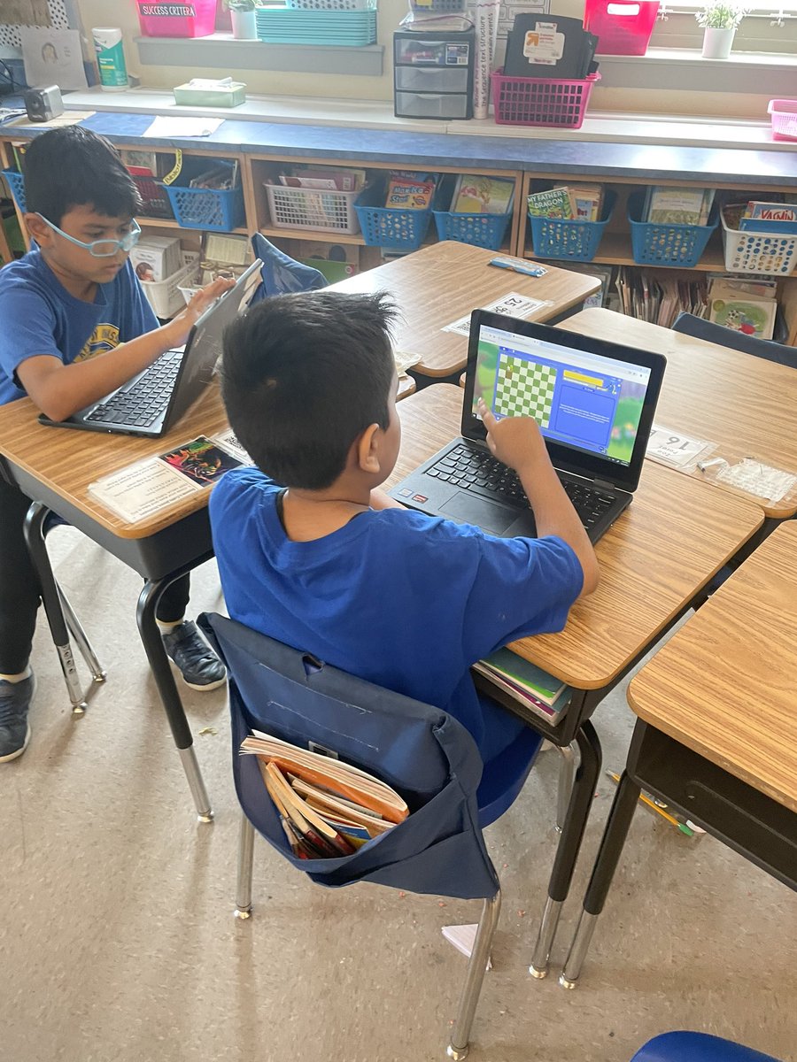 Mrs. Cahill & Mrs. Mastrogiovanni tweet media