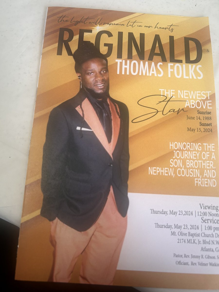 ItsTravis3000's tweet photo. See you down the road unc #LongLiveReggie 🙏🏾🕊️ https://t.co/FWd28wfn6o