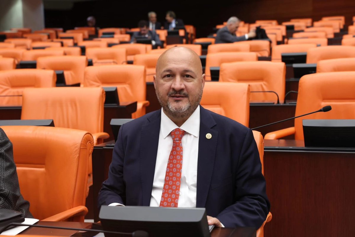 tuthabercom's tweet photo. ADIYAMAN’Lİ ÇİFTÇİLERE MUJDE
Ak Parti Adıyaman Milletvekili ve Plan ve Bütçe Komisyonu Üyesi Doç.Dr.Resul KURT Kırsal Kalkınma Yatırımları Destekleme Programına ilişkin başvuruları açıkladı. 

https://t.co/zBF5v4cCnI
@resulkurt34 https://t.co/avTIkmqc44