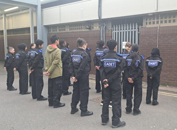 CadetsWMP's tweet image. What an busy night. #1BE @StechfordWMP @CadetsWMP started with an input regarding the Theft Act &amp;amp; then the Cadets debated on whether Shoplifters should be fined or not and should theft of property be classed as kidnapping ? Ending with a great session of drill 👏👏👮‍♂️@NationalVPC