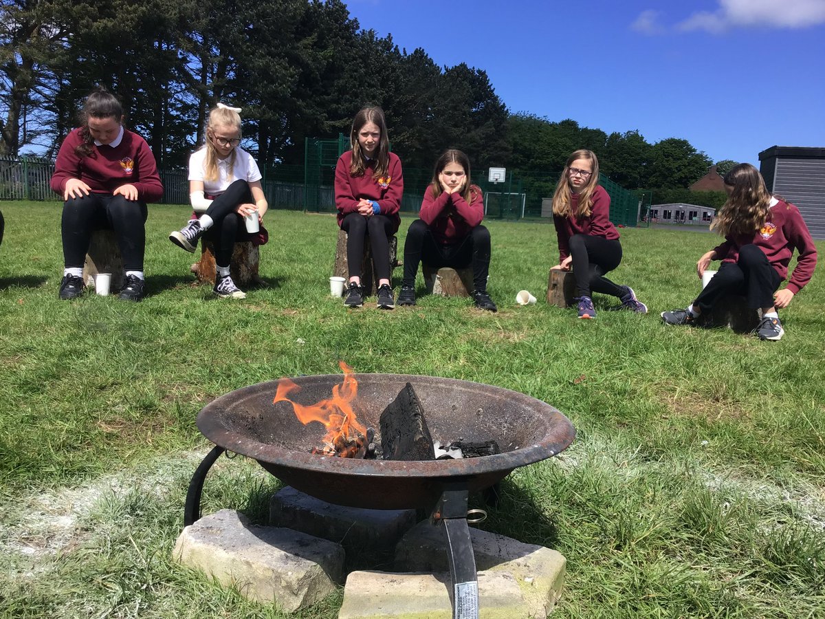 WellfieldMiddle's tweet photo. Wellbeing is at the heart of everything at Wellfield; we know that success in life means knowing how to look after your mental health and find ways to relax and have fun. Here is just a TINY peak at our annual Wellbeing Week so far #WMSWellbeing more to follow! 🌟 https://t.co/fmgGwBUghk