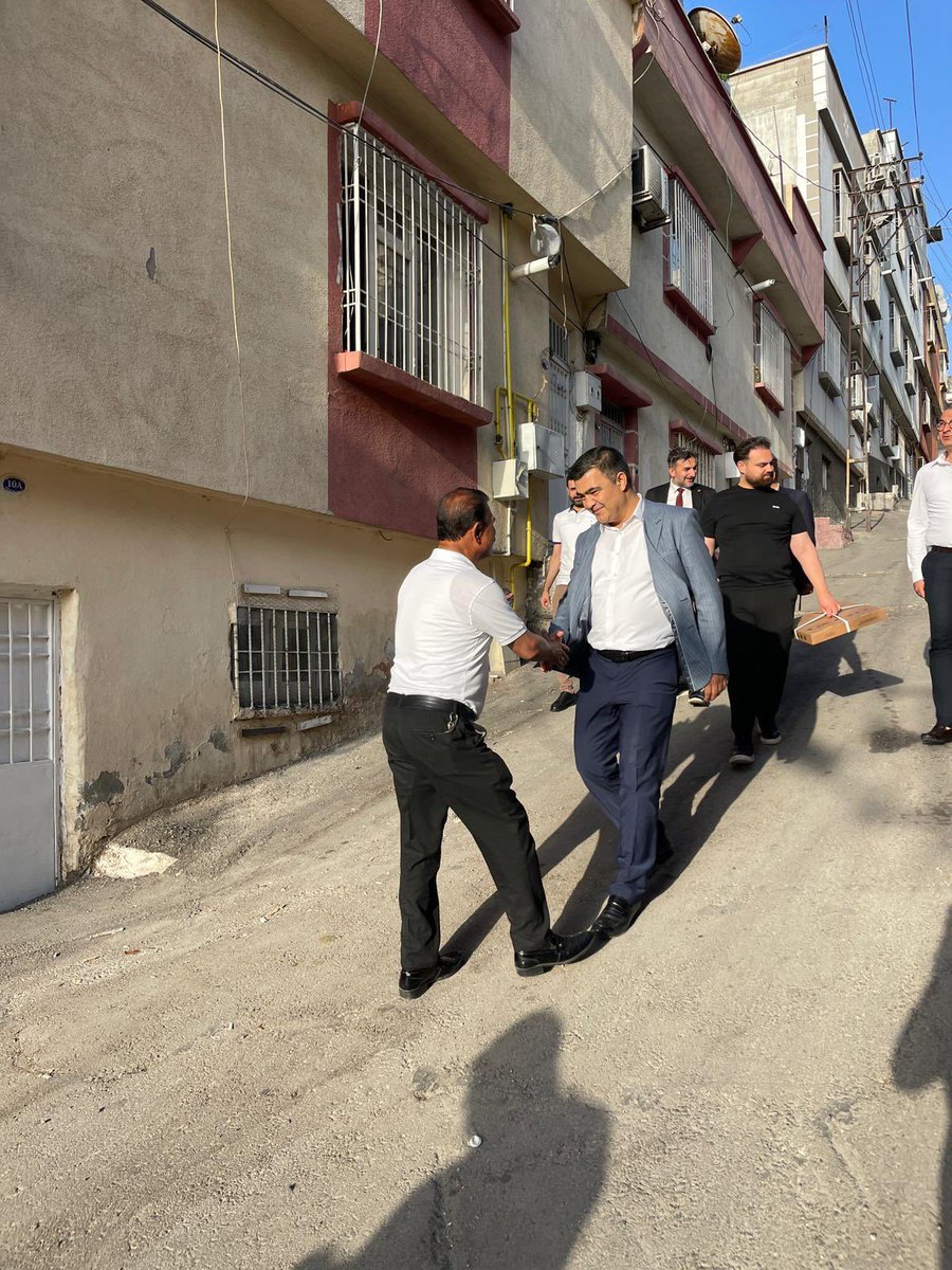 avmehmettiryaki's tweet photo. 📌Dumlupınar Mahallesi

Yönetim Kurulumuz ile birlikte Dumlupınar Mahalle Temsilcimiz Yahya Örs’ün davetine icabet ettik.
Nazik davetinden dolayı teşekkür ederiz.
#Şahinbey
#Gaziantep
#Gönüldengönüle

@erkankandemir 
@Hakan_Kahtali 
@abdulhamitgul 
@FatmaSahin 
@mtahmazoglu 
@AKGMTeskilat