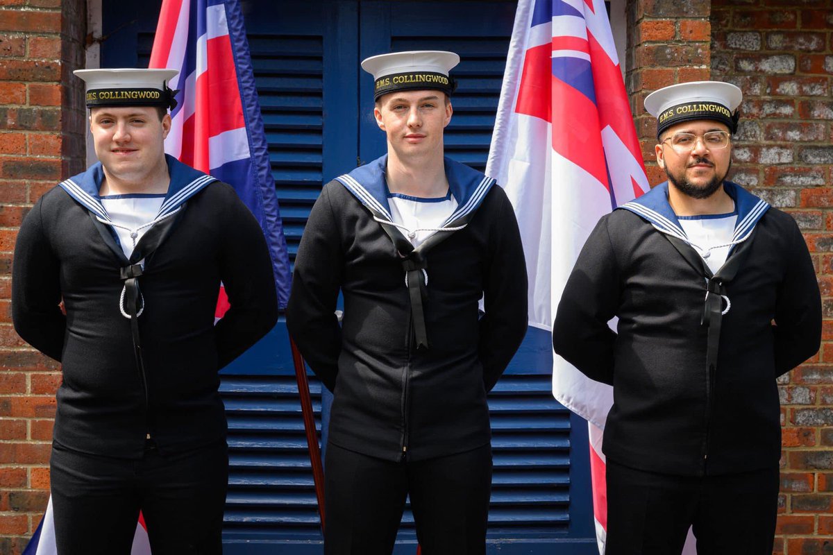 HMS_Collingwood's tweet photo. Congratulations to the #AWWsome members of AB(AWW) T45 2304 on successfully graduating from their Phase 2 course!
Now they're ready to embark on an exciting career with the T45s.
Wishing you all the best, and we have no doubt that you'll thrive within the Fleet! #CareerGoals https://t.co/Jwh97Geik8