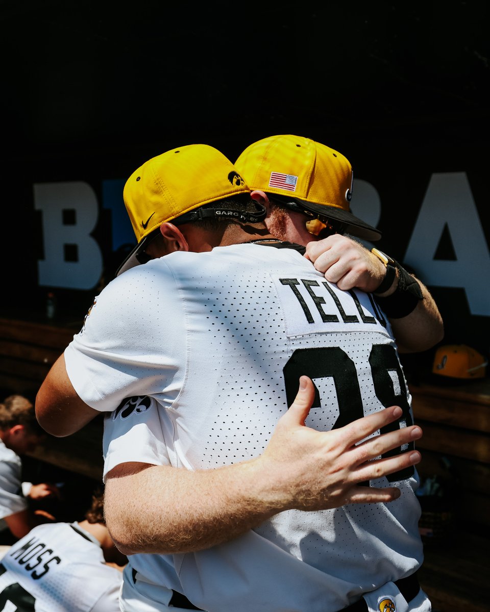 Win or lose, we're lucky to have the best fans in the land.

Thanks for the support all season, #Hawkeyes 🖤