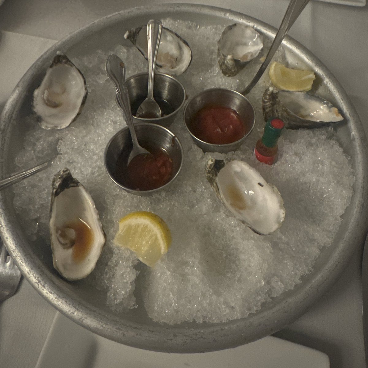cosmo77777777's tweet photo. #oysters 🦪 https://t.co/jWVzvMibIs