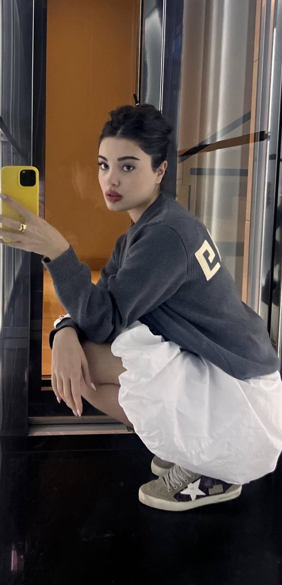 lizoolovee's tweet photo. Offfff 🔥🔥🔥🥵🥵🥵
#LizgeCömert https://t.co/MN76y8tELJ