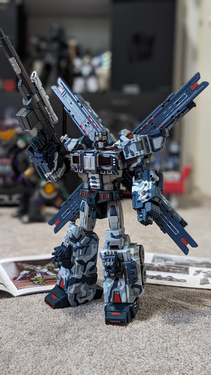 ThatToyGuy101's tweet image. Bro is a brick...in a good way