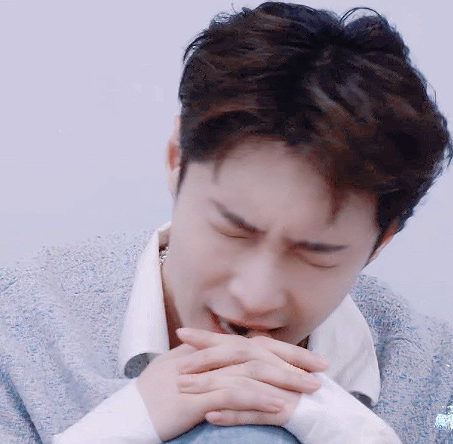 CosmicTurtle38's tweet photo. ای خدااااااا ییشینگ همش اینقده 🤏😭
#EXO #LAY #张艺兴 #YIXING
@weareoneEXO @layzhang https://t.co/KkveroGqzs