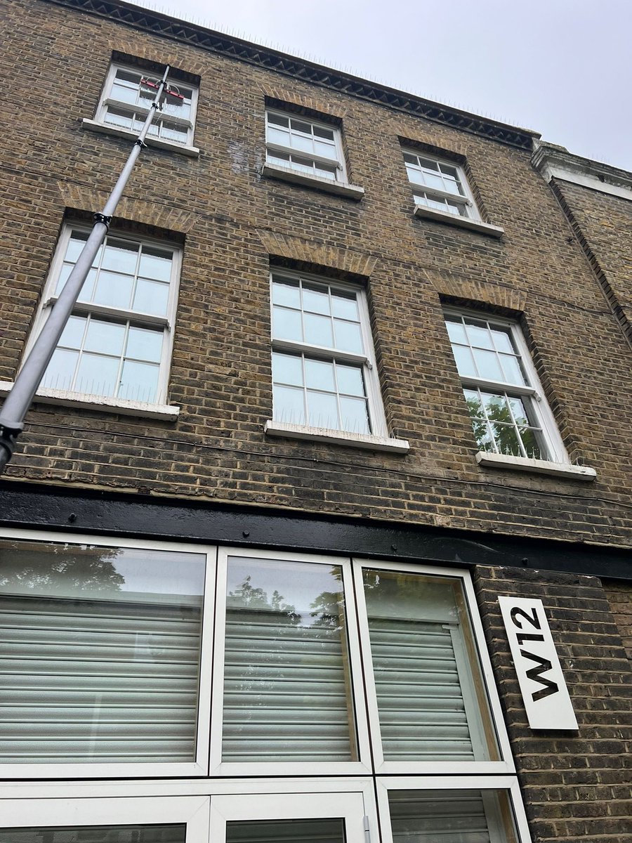 Bright shiny windows always makes for contented customers! Our ethos is and always will be…service first! efficientcleaning.co.uk #windowcleaning #EfficientCleaning