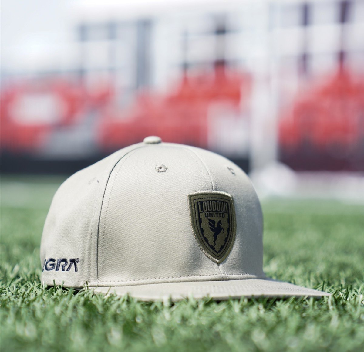 LoudounUnitedFC's tweet photo. 🇺🇸 MEMORIAL DAY HAT GIVEAWAY! 🇺🇸

How to enter: ⬇️
Like and retweet
Drop a comment (1 comment = 1 entry)

5 Winners will receive 1 LUFC crest camo hat. Must be 18+ to enter and live in the DMV. Entries open until Saturday 5.25.2024 at 12pm ET. Winners will be contacted via DM. https://t.co/y1Do7AENbk