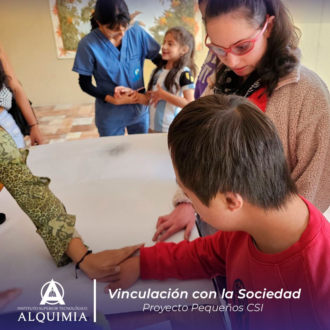 AlquimiaInstit1's tweet photo. #Vinculación 🤝 Nuestros estudiantes trabajan en proyectos de vinculación con la sociedad. Esta vez, estuvimos en CEDICA  donde compartimos con los estudiantes actividades que les brindaron un acercamiento a las distintas áreas de estudio. 🎓📚
 #TercerNivel #EducaciónSuperior https://t.co/UtspCMLI8r