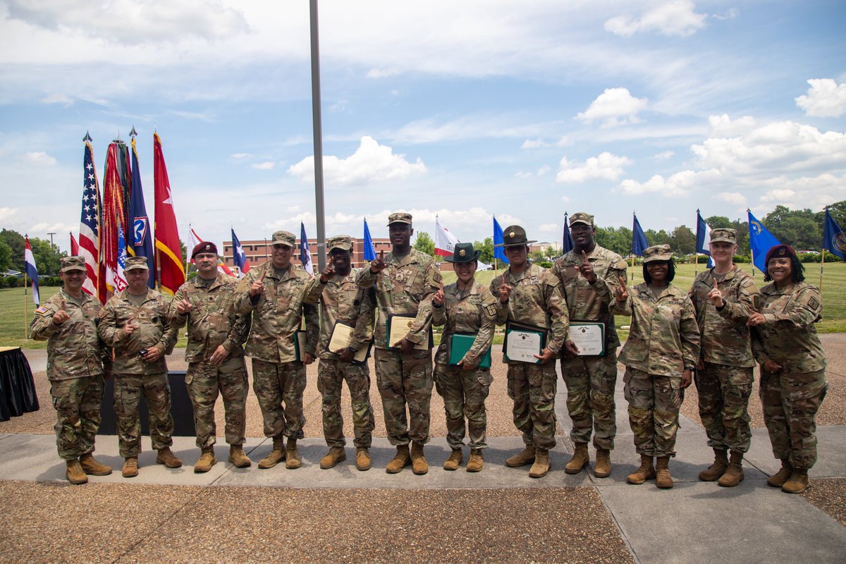 After a week of grueling competition, #CASCOM announced the winners of the 2024 CASCOM Best Squad and Drill Sergeant of the Year competitions. Great job to everyone who competed this week. #BestSquadCompetition #dsoy2024 #SupportStartsHere #BeAllYouCanBe