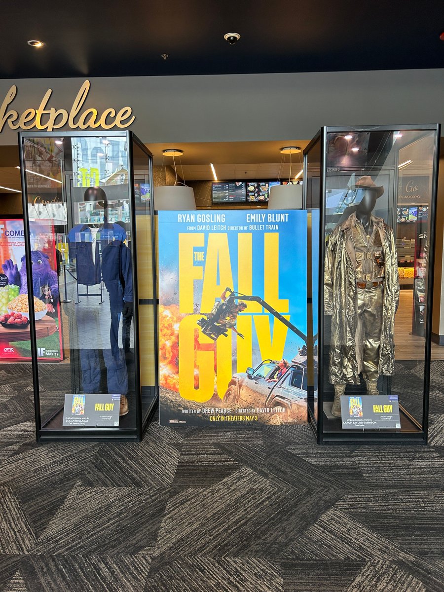 UniStudiosLot's tweet photo. We've got to say that this installation was two thumbs up 👍 👍 Check out one of the newest NBCUniversal Archives & Collections acquisitions on display at the Universal CityWalk AMC Theaters
Costume Designer: Sarah Evelyn
#NBCUarchives #thefallguy #moviearchives #costumes https://t.co/6LWjntyuCL