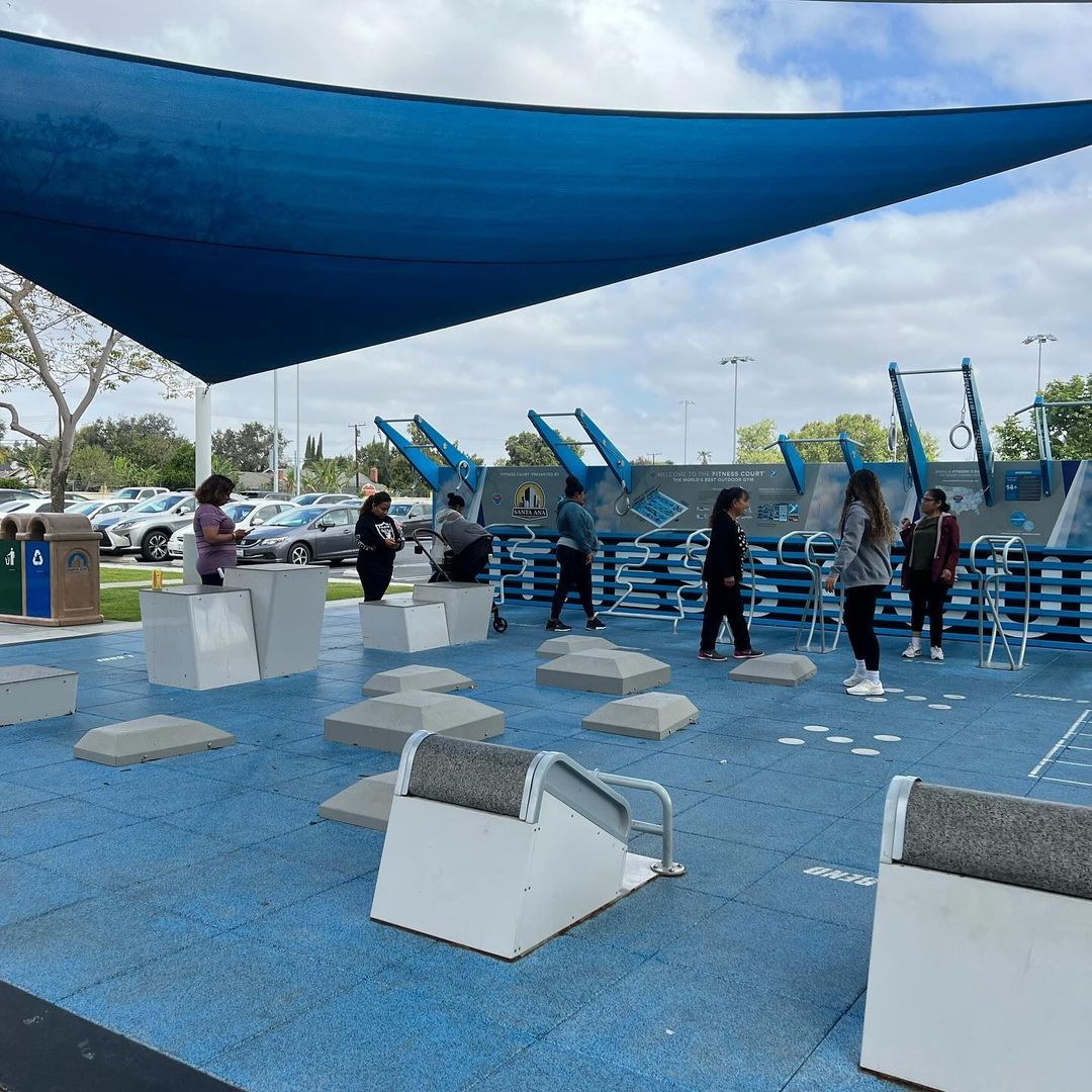 #Repost - @carr.face - 🌟 On May 9, our community walk with Diamond Elementary to Jerome Park was a success! We also had the opportunity to receive goodies from a food distribution. It was great to be outside and get our steps in. We look forward to more! #WeAreSAUSD