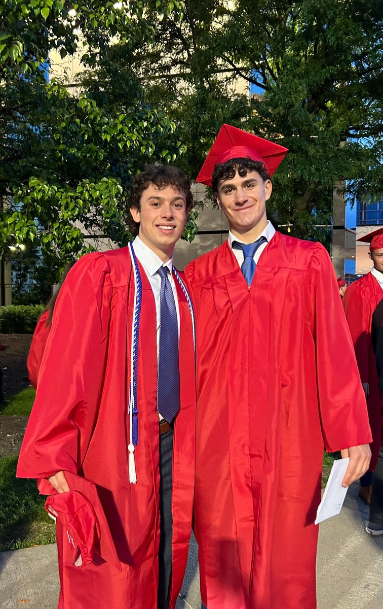 RyderButter's tweet photo. Prom and graduation!

Jeremiah 29:11 https://t.co/5qqSwfMLOW