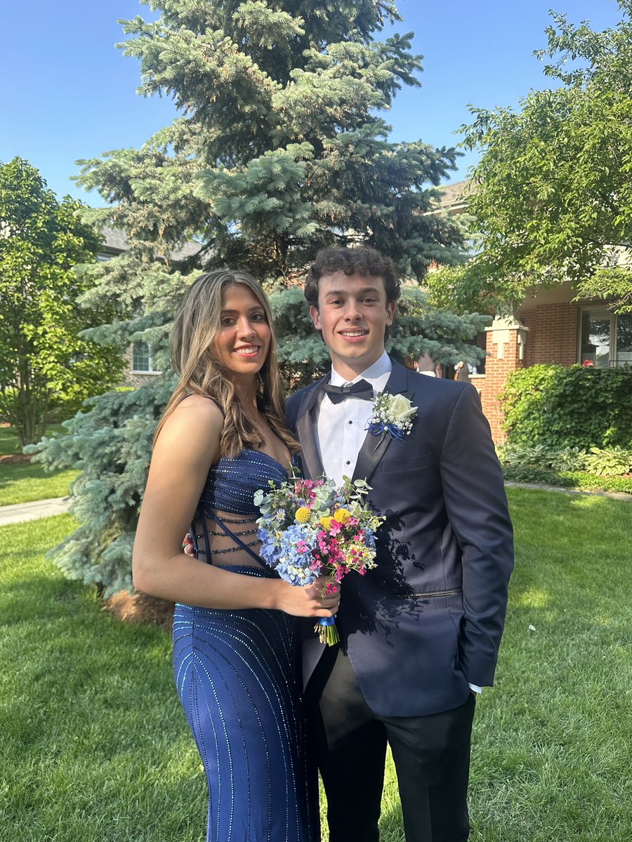 RyderButter's tweet photo. Prom and graduation!

Jeremiah 29:11 https://t.co/5qqSwfMLOW