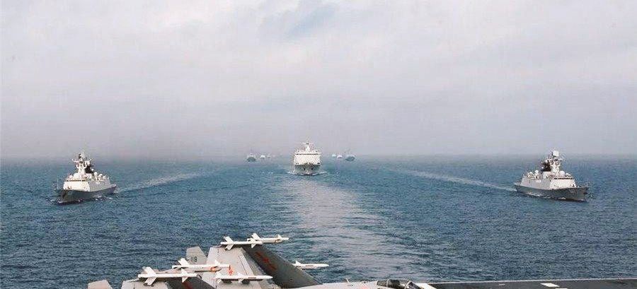 BharatSpectrum's tweet photo. The Taiwanese navy and the Chinese navy faced each other in the Taiwan Strait.
#IsraelHamasConflict #SmitaPrakash #KaranThapar #PrashantKisor #PmModi #Buddhapurima 
#SwatiMaliwal #China #Taiwan #ChinaattackTaiwan #USA #Modiwithrajatsharma #vedantagarwal #India #pmmodi https://t.co/C1ZT1gb7uX