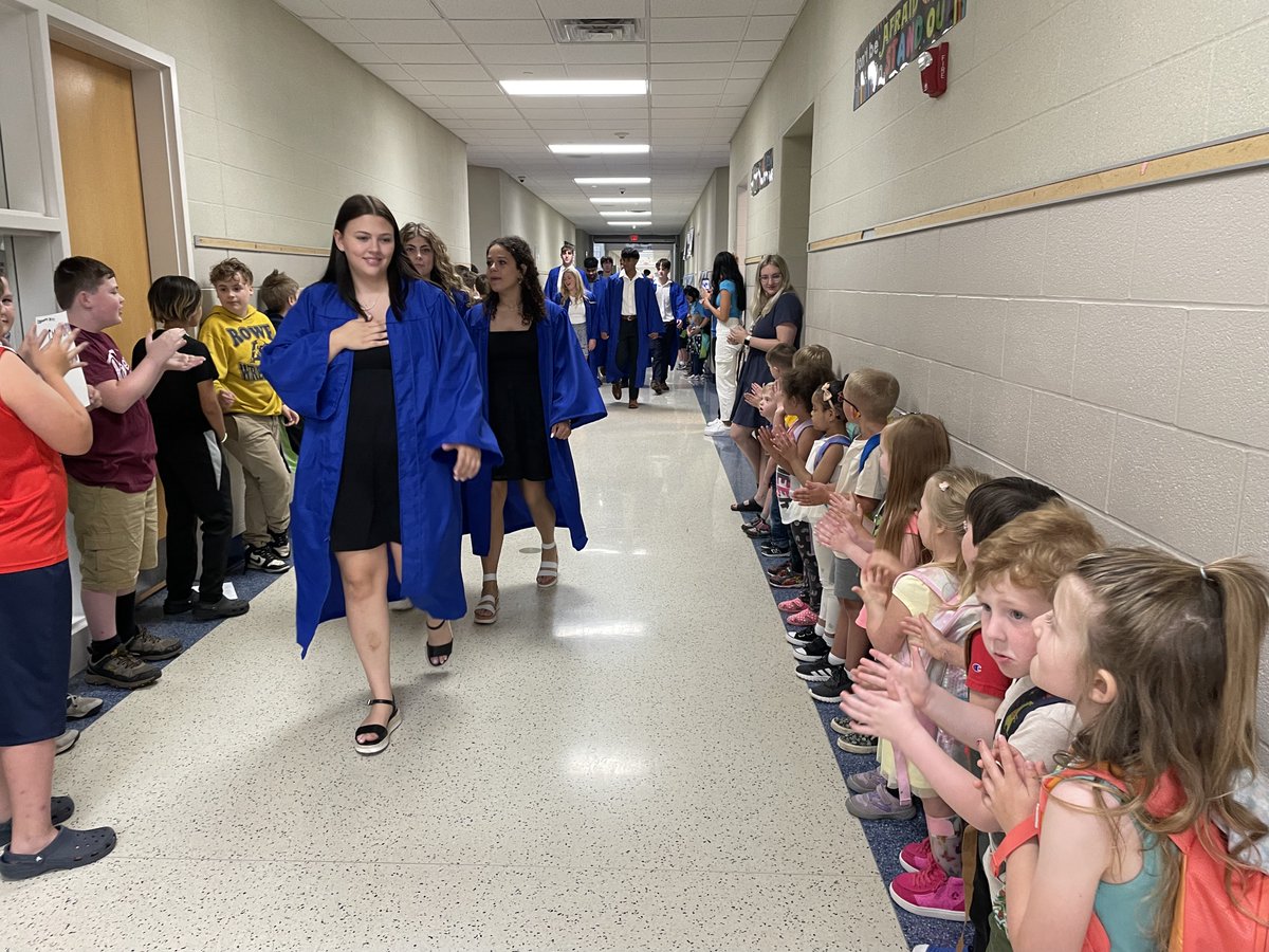 And, of course, it wouldn't be the day before graduation without our district-wide senior clap out. 👏🎓 We look forward to celebrating you tomorrow evening, Class of 2024!