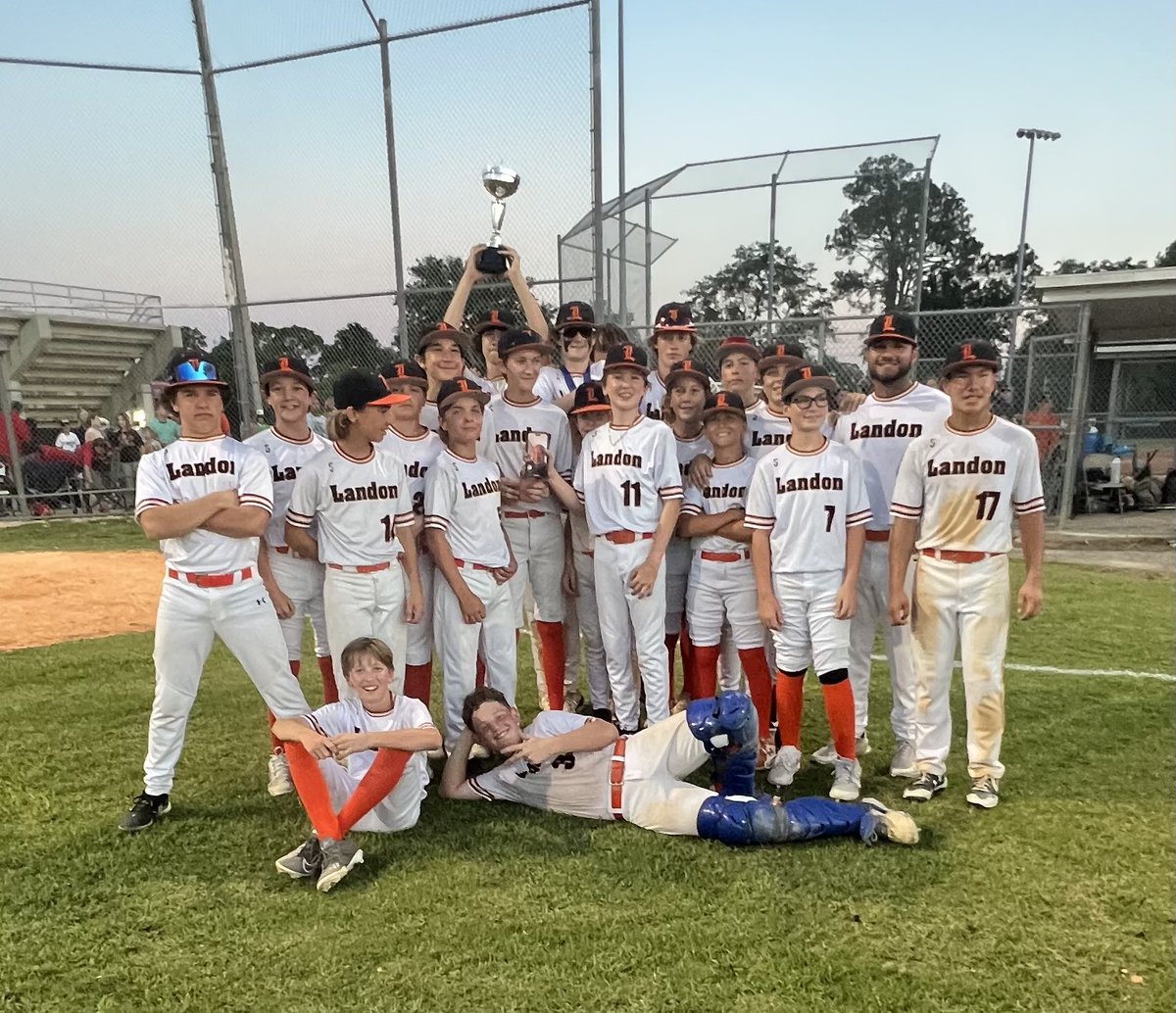 Here is this year‘s @DuvalSchools middle school City Baseball ⚾️ Champions 🏆from @jlcpathletics Way to Go Lions 🦁