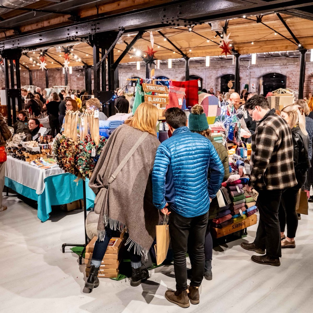 Applications are now open for @hepworthgallery's Festive Market which returns this November to Tileyard North. If you are an emerging or established UK-based independent artist, designer, maker or food and drink provider, they'd love to hear from you! hepworthwakefield.org/news