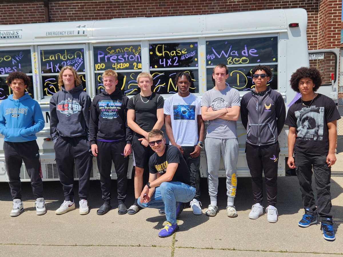RantoulHigh's tweet photo. Best of luck to the Gentlemen who are headed to State!! Fly like Eagles!!! #AKE @MrWilsonRTHS @rthssupt @MsBillingsRTHS https://t.co/oJ5b9KreNd