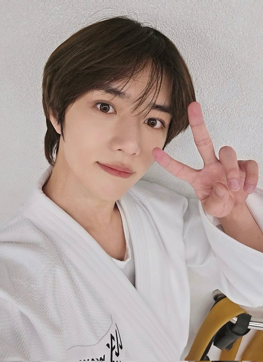 조조형제와 함께한 운동짱!!!
오랜만에 또 유도를 배울 수 있어서 재미있었습니다😚
#BEOMGYU
#범규