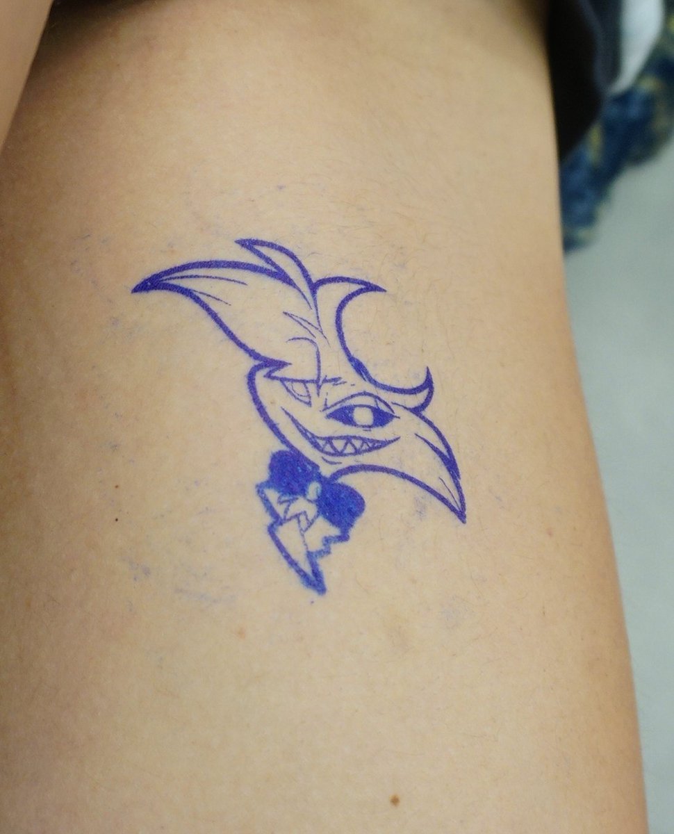 ArtDavat's tweet photo. Soon I'll start working on other people's skin again with this naughty Angel Dust on these beautiful little legs lol.  #tattoo #tattoodesign #tattooideas #tattooart #stancil #tattoostancil #hazbinhotel #angeldust https://t.co/olv6bzKb6a