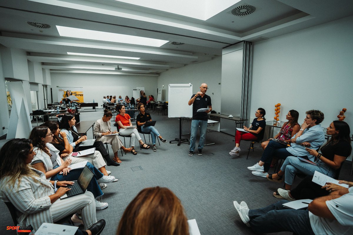 fpbasquetebol's tweet image. Embarca numa jornada de descoberta e capacitação com a plataforma Promise Project MOOC. Junta-te a nós hoje e faz parte do movimento pela igualdade de gênero no desporto!

#PromiseProject