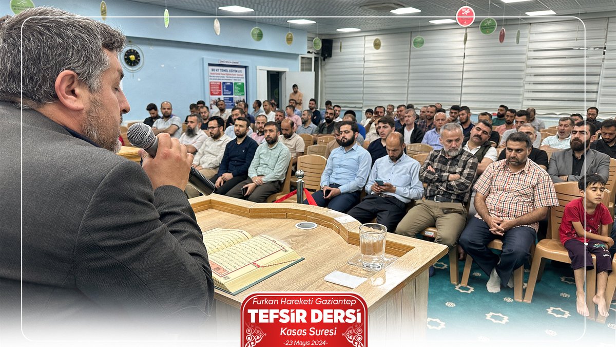 'Kur’an okunduğu zaman susun ve dinleyin ki rahmet edilesiniz.' {A'râf 204} #TefsirDersi