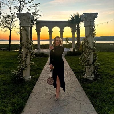 eczaycaa's tweet photo. #YeniProfilResmi https://t.co/Z2V5Y8IFBa