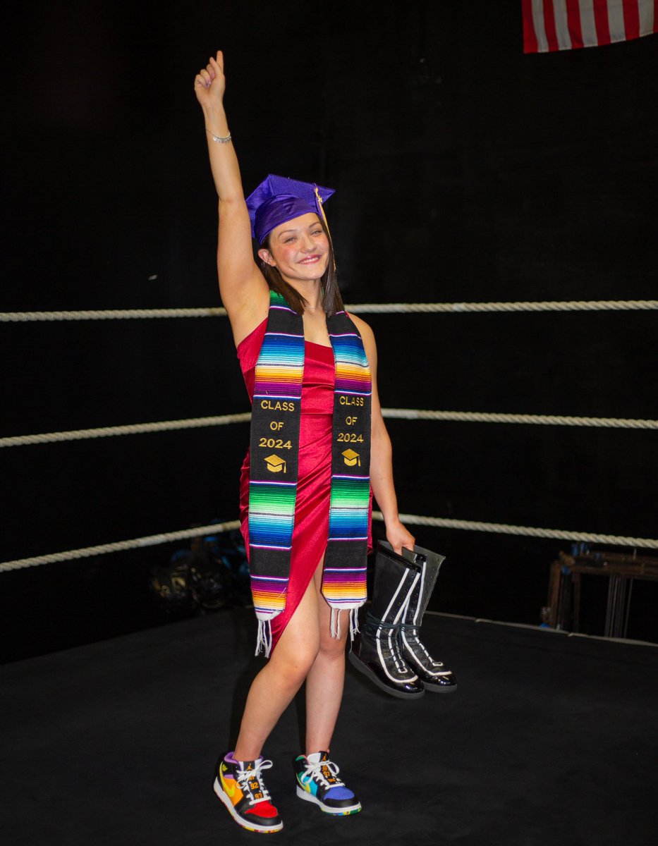 I feel like I got two educations in high school…one in regular high school and one at @Hybridsow ! I’ve learned from some of the best coaches, seminars and teammates. I am so thankful that the Hybrid School of Wrestling and San Antonio is part of my graduation story 💚🤍❤️