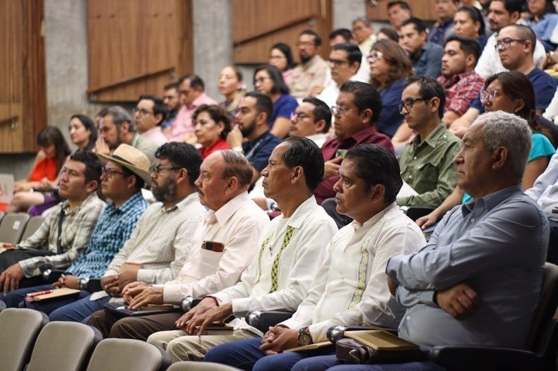 Realizan primer simposio de Liderazgo para una Educación Transformadora
📲 Más Información: bit.ly/3yrT9Jw