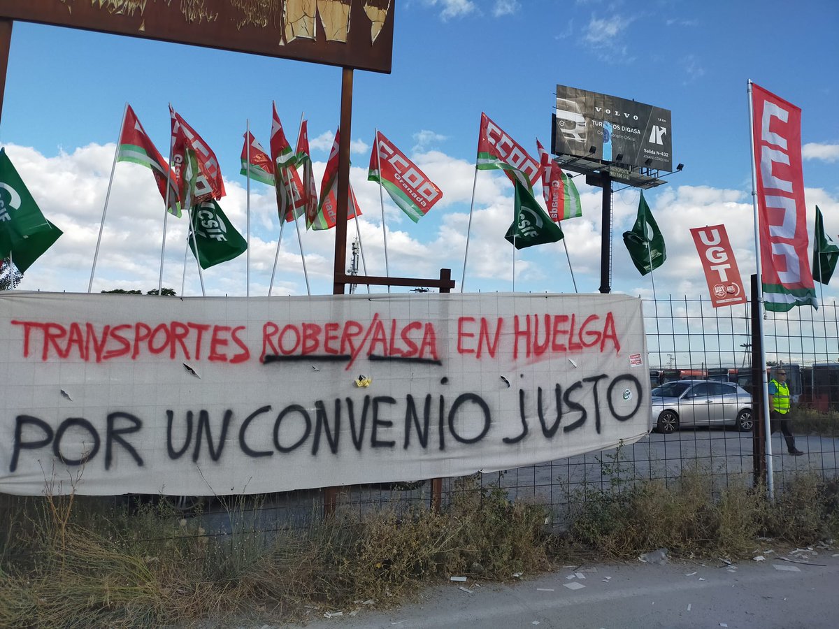 CCOO_Rober_GR's tweet photo. A pesar del intento de acercar posturas por parte de los trabajadores a  Rober/Alsa y al ayuntamiento no le importa la salud se sus trabajadores. Seguimos con el calendario de movilizaciones 24 horas para 24,29 y 31
No jugarán con nuestra salud!!!!! https://t.co/I4JD5XzQzQ