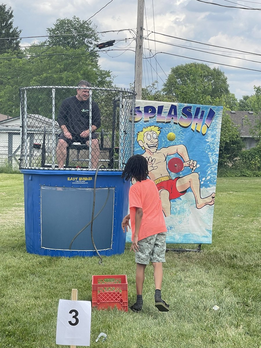 Miss McMannis tweet media