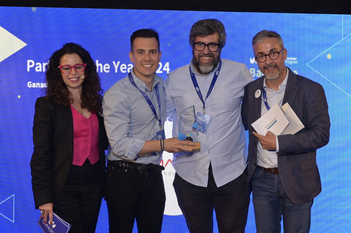OVHcloud_ES's tweet photo. ¡Ha llegado el momento de premiar a los miembros del #OVHcloudPartnerProgram más destacados del año! 🎉🏆
🏅 Rising Star Partner of the Year 2024: @asset_w
🏅 Business Excellence & Innovation Partner of the Year 2024: #CiCConsultingInformático
🏅 New Partner of the Year 2024: @poolinformatico
🏅 Partner of the Year 2024: @inmasantech
¡Enhorabuena! 🎊 Gracias por la confianza y el increíble trabajo👏