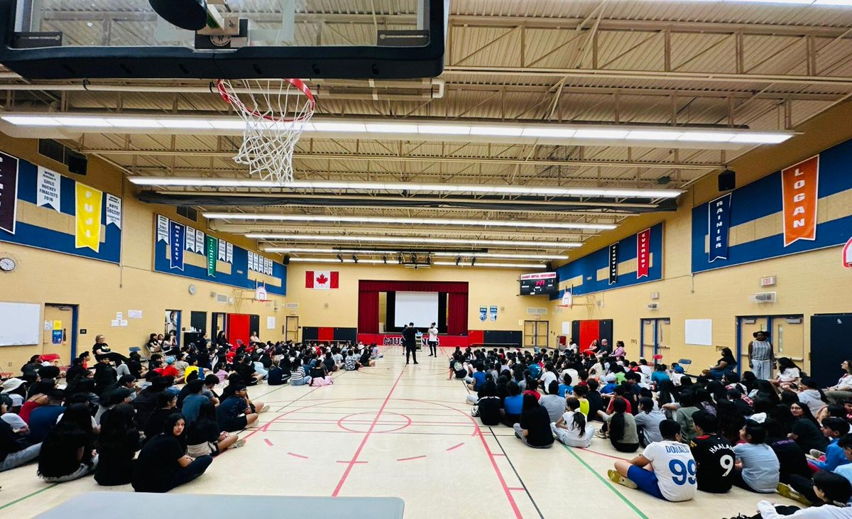 Hardeep Grewal (@hardeepgrewal_) on Twitter photo It was great to experience first-hand some of the exciting and innovative things happening every day at Mount Royal Public School.
#MPPSchoolDay It was great to experience first-hand some of the exciting and innovative things happening every day at Mount Royal Public School.
#MPPSchoolDay