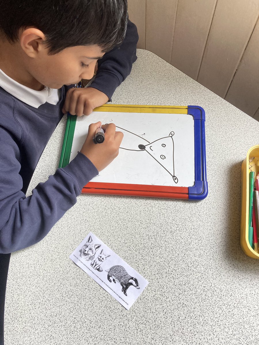 stanneskly's tweet photo. Year 2 enjoyed their Art session with Mr Bullock this morning. First they chose their animal &amp; sketched it, then mixed colours and painted! #schoolofcreativity @bcw_cat https://t.co/YZt2t3xTVM