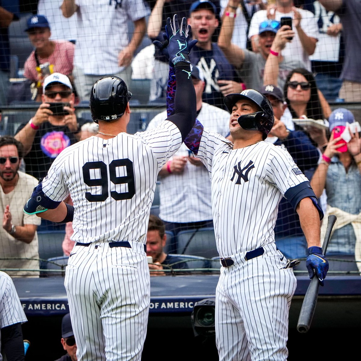 Yankees's tweet photo. The Boys are Boppin'. 

#RepBX https://t.co/dlrZ9kNxDb